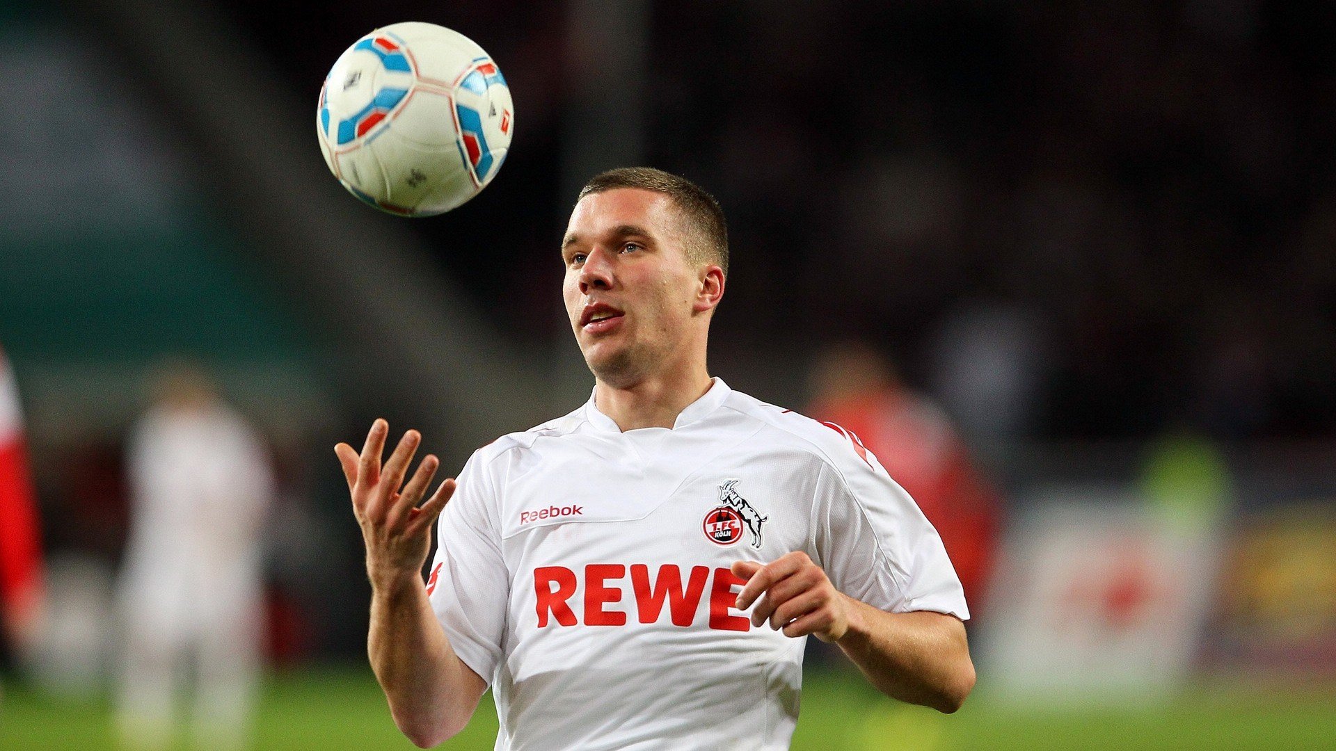 体育新闻中心参与制定青少年体育内容发布规范,青少年体育刊物