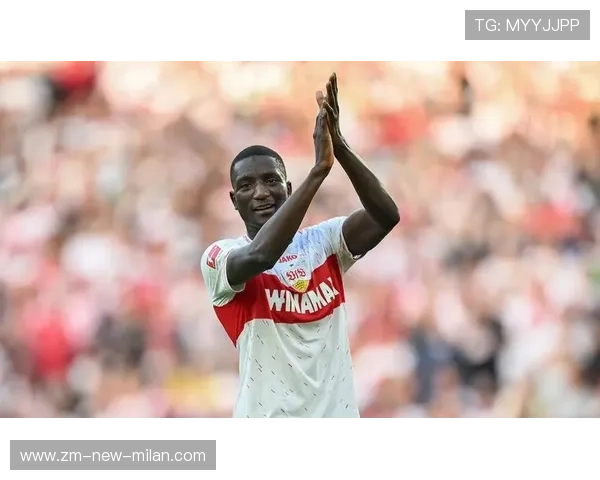 AC米兰前锋突破训练：近身一对一摆脱技巧成为重点